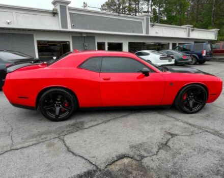 Додж Челенджер 2017 в Киеве на Automoto.ua Красный Додж Челенджер, объемом двигателя 6.2 л и пробегом 61 тыс. км за 9500 $, фото 3 на Automoto.ua