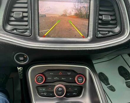 Красный Додж Челенджер, объемом двигателя 3.6 л и пробегом 36 тыс. км за 14000 $, фото 9 на Automoto.ua