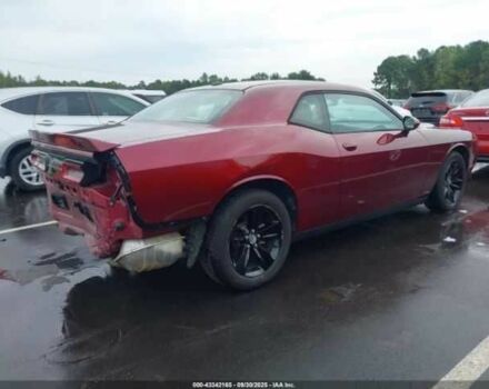 Додж Челенджер 2018 в Ровно на Automoto.ua Красный Додж Челенджер, объемом двигателя 3.6 л и пробегом 84 тыс. км за 4500 $, фото 3 на Automoto.ua