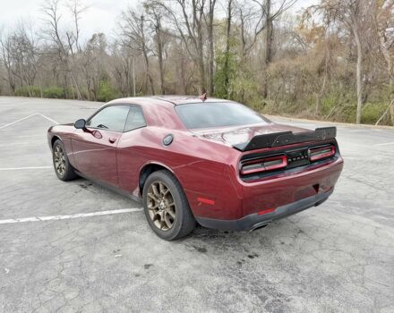 Красный Додж Челенджер, объемом двигателя 3.6 л и пробегом 36 тыс. км за 14000 $, фото 5 на Automoto.ua