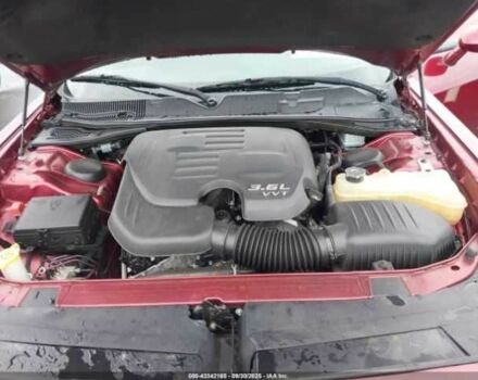 Додж Челенджер 2018 в Ровно на Automoto.ua Красный Додж Челенджер, объемом двигателя 3.6 л и пробегом 84 тыс. км за 4500 $, фото 9 на Automoto.ua