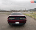 Красный Додж Челенджер, объемом двигателя 3.6 л и пробегом 124 тыс. км за 20500 $, фото 5 на Automoto.ua