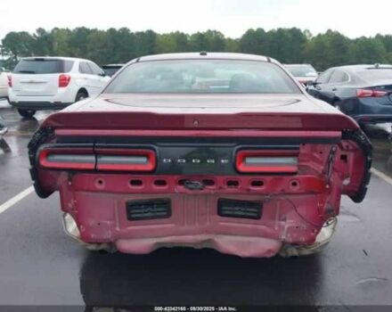 Додж Челенджер 2018 в Ровно на Automoto.ua Красный Додж Челенджер, объемом двигателя 3.6 л и пробегом 84 тыс. км за 4500 $, фото 16 на Automoto.ua