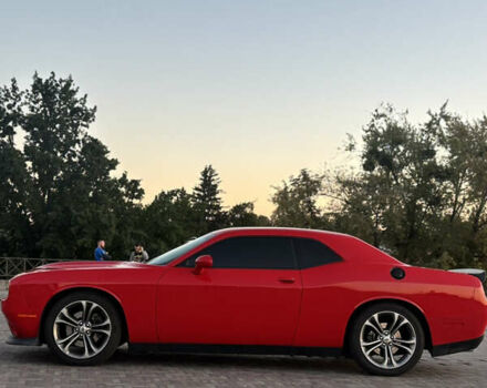 Додж Челенджер 2019 в Харькове на Automoto.ua Красный Додж Челенджер, объемом двигателя 5.65 л и пробегом 131 тыс. км за 29500 $, фото 3 на Automoto.ua