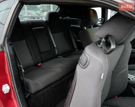 Красный Додж Челенджер, объемом двигателя 3.6 л и пробегом 13 тыс. км за 19999 $, фото 29 на Automoto.ua