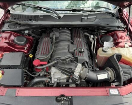 Красный Додж Челенджер, объемом двигателя 6.4 л и пробегом 66 тыс. км за 39000 $, фото 6 на Automoto.ua