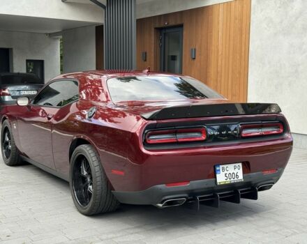 Красный Додж Челенджер, объемом двигателя 6.4 л и пробегом 66 тыс. км за 39000 $, фото 4 на Automoto.ua
