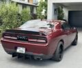 Красный Додж Челенджер, объемом двигателя 6.4 л и пробегом 66 тыс. км за 39000 $, фото 5 на Automoto.ua