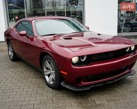 Красный Додж Челенджер, объемом двигателя 3.6 л и пробегом 8 тыс. км за 19999 $, фото 9 на Automoto.ua