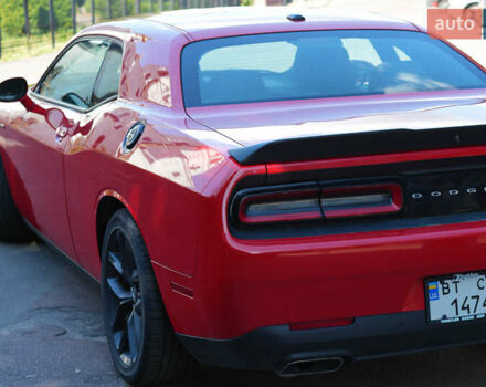 Красный Додж Челенджер, объемом двигателя 5.65 л и пробегом 32 тыс. км за 23900 $, фото 14 на Automoto.ua
