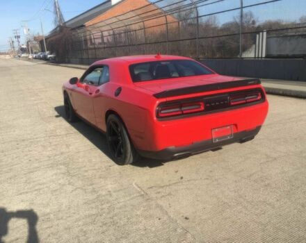 Додж Челенджер 2020 в Киеве на Automoto.ua Красный Додж Челенджер, объемом двигателя 6.2 л и пробегом 38 тыс. км за 12100 $, фото 5 на Automoto.ua