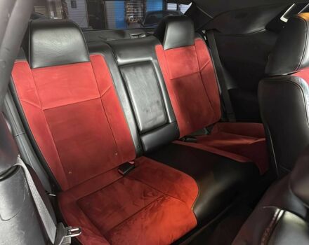 Красный Додж Челенджер, объемом двигателя 6.4 л и пробегом 45 тыс. км за 13000 $, фото 11 на Automoto.ua