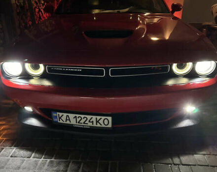 Додж Челенджер 2021 в Киеве на Automoto.ua Красный Додж Челенджер, объемом двигателя 5.65 л и пробегом 74 тыс. км за 38500 $, фото 9 на Automoto.ua