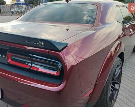 Красный Додж Челенджер, объемом двигателя 6.42 л и пробегом 34 тыс. км за 45900 $, фото 14 на Automoto.ua