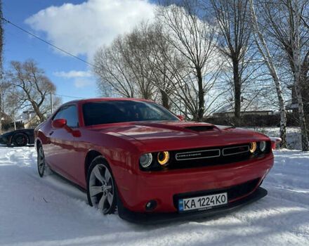 Додж Челенджер 2021 в Киеве на Automoto.ua Красный Додж Челенджер, объемом двигателя 5.65 л и пробегом 74 тыс. км за 38500 $, фото 4 на Automoto.ua