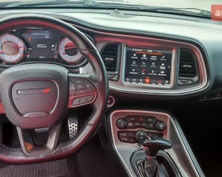 Червоний Додж Challenger, об'ємом двигуна 6.42 л та пробігом 34 тис. км за 43500 $, фото 18 на Automoto.ua