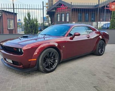 Красный Додж Челенджер, объемом двигателя 6.42 л и пробегом 34 тыс. км за 45900 $, фото 2 на Automoto.ua