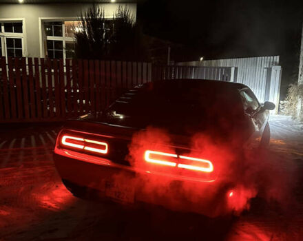 Додж Челенджер 2021 в Киеве на Automoto.ua Красный Додж Челенджер, объемом двигателя 5.65 л и пробегом 74 тыс. км за 38500 $, фото 10 на Automoto.ua