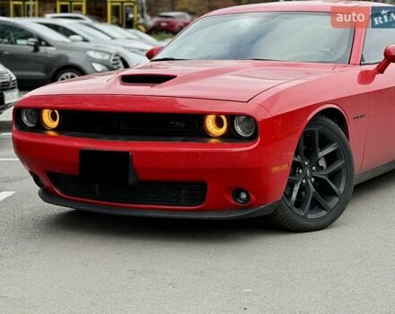 Червоний Додж Challenger, об'ємом двигуна 5.65 л та пробігом 56 тис. км за 28500 $, фото 1 на Automoto.ua