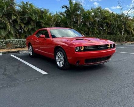 Красный Додж Челенджер, объемом двигателя 3.6 л и пробегом 16 тыс. км за 10500 $, фото 6 на Automoto.ua