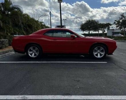 Красный Додж Челенджер, объемом двигателя 3.6 л и пробегом 16 тыс. км за 10500 $, фото 5 на Automoto.ua