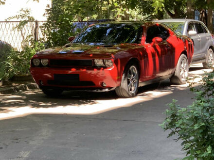 Червоний Додж Challenger, об'ємом двигуна 3.6 л та пробігом 250 тис. км за 14000 $, фото 1 на Automoto.ua