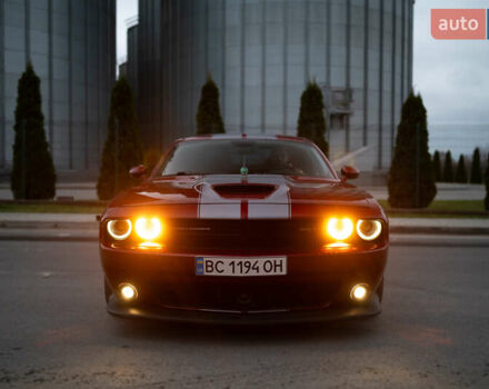 Червоний Додж Challenger, об'ємом двигуна 6.42 л та пробігом 76 тис. км за 37000 $, фото 1 на Automoto.ua