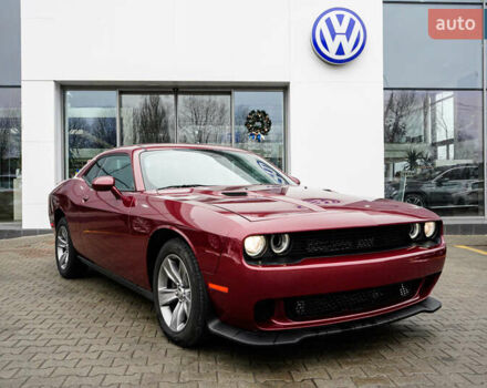 Додж Challenger 2019 у Житомирі на Automoto.ua Червоний Додж Challenger, об'ємом двигуна 3.6 л та пробігом 8 тис. км за 19999 $, фото 1 на Automoto.ua