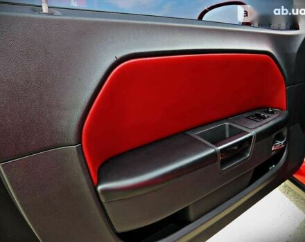 Додж Challenger, об'ємом двигуна 0 л та пробігом 204 тис. км за 15500 $, фото 9 на Automoto.ua