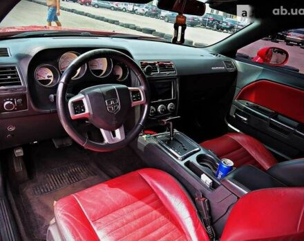 Додж Challenger, об'ємом двигуна 0 л та пробігом 204 тис. км за 15500 $, фото 8 на Automoto.ua