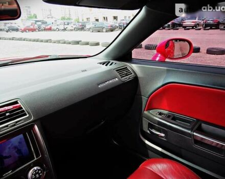 Додж Challenger, об'ємом двигуна 0 л та пробігом 204 тис. км за 15500 $, фото 16 на Automoto.ua