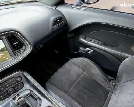 Додж Челенджер, объемом двигателя 6.4 л и пробегом 108 тыс. км за 25999 $, фото 23 на Automoto.ua