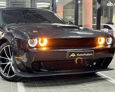 Додж Челенджер, объемом двигателя 6.4 л и пробегом 108 тыс. км за 33900 $, фото 2 на Automoto.ua