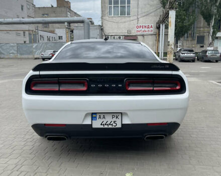 Додж Челенджер, объемом двигателя 5.65 л и пробегом 35 тыс. км за 29900 $, фото 9 на Automoto.ua