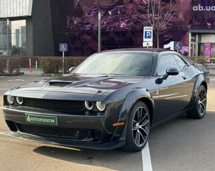 Додж Челенджер, объемом двигателя 6.4 л и пробегом 108 тыс. км за 25999 $, фото 2 на Automoto.ua