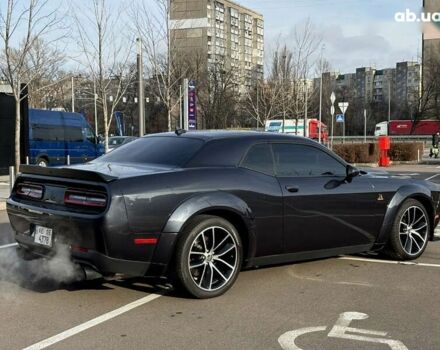 Додж Челенджер, объемом двигателя 6.4 л и пробегом 108 тыс. км за 25999 $, фото 7 на Automoto.ua