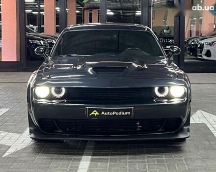 Додж Челенджер, объемом двигателя 6.4 л и пробегом 108 тыс. км за 33900 $, фото 4 на Automoto.ua