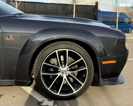 Додж Челенджер, объемом двигателя 6.4 л и пробегом 108 тыс. км за 25999 $, фото 5 на Automoto.ua