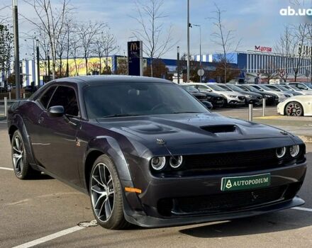 Додж Челенджер, объемом двигателя 6.4 л и пробегом 108 тыс. км за 25999 $, фото 1 на Automoto.ua