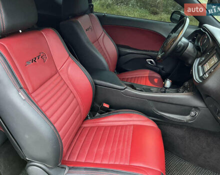 Додж Челенджер, объемом двигателя 3.6 л и пробегом 163 тыс. км за 20000 $, фото 12 на Automoto.ua