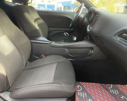 Додж Челенджер, объемом двигателя 3.6 л и пробегом 125 тыс. км за 17999 $, фото 23 на Automoto.ua