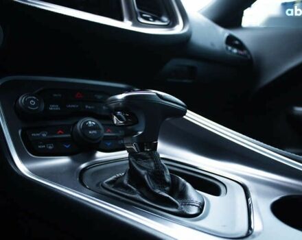 Додж Challenger, об'ємом двигуна 6.4 л та пробігом 89 тис. км за 37000 $, фото 16 на Automoto.ua