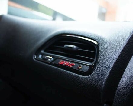 Додж Challenger, об'ємом двигуна 6.4 л та пробігом 89 тис. км за 37000 $, фото 19 на Automoto.ua