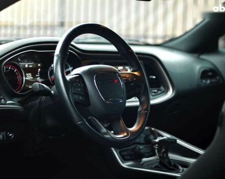 Додж Challenger, об'ємом двигуна 6.4 л та пробігом 89 тис. км за 37000 $, фото 11 на Automoto.ua