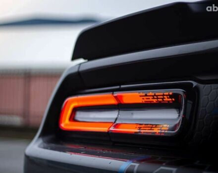 Додж Challenger, об'ємом двигуна 6.4 л та пробігом 89 тис. км за 37000 $, фото 24 на Automoto.ua