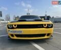 Желтый Додж Челенджер, объемом двигателя 6.17 л и пробегом 33 тыс. км за 45000 $, фото 9 на Automoto.ua