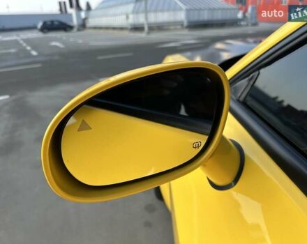 Желтый Додж Челенджер, объемом двигателя 6.17 л и пробегом 33 тыс. км за 45000 $, фото 33 на Automoto.ua