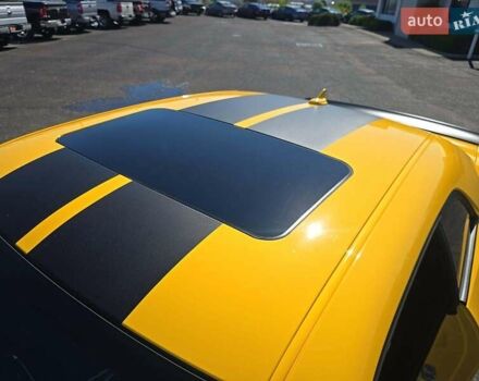 Жовтий Додж Challenger, об'ємом двигуна 6.2 л та пробігом 15 тис. км за 22000 $, фото 13 на Automoto.ua