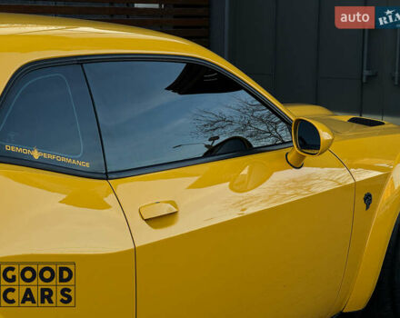 Желтый Додж Челенджер, объемом двигателя 7 л и пробегом 29 тыс. км за 65000 $, фото 19 на Automoto.ua