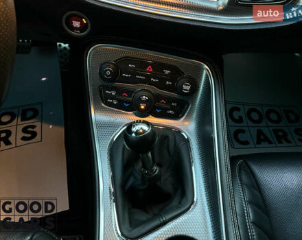 Желтый Додж Челенджер, объемом двигателя 7 л и пробегом 29 тыс. км за 65000 $, фото 32 на Automoto.ua